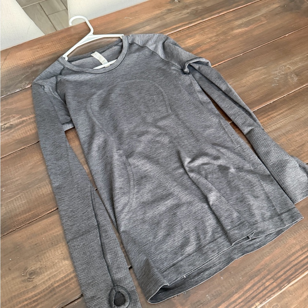 lululemon athletica Charcoal Long Sleeve Top
